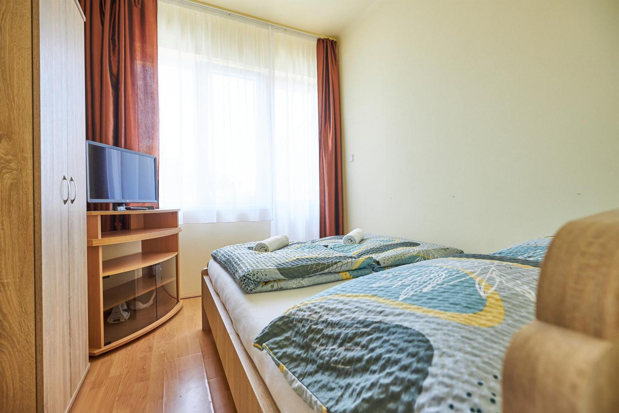 Ada 2 Apartmanhaz Hajdúszoboszló Eksteriør bilde