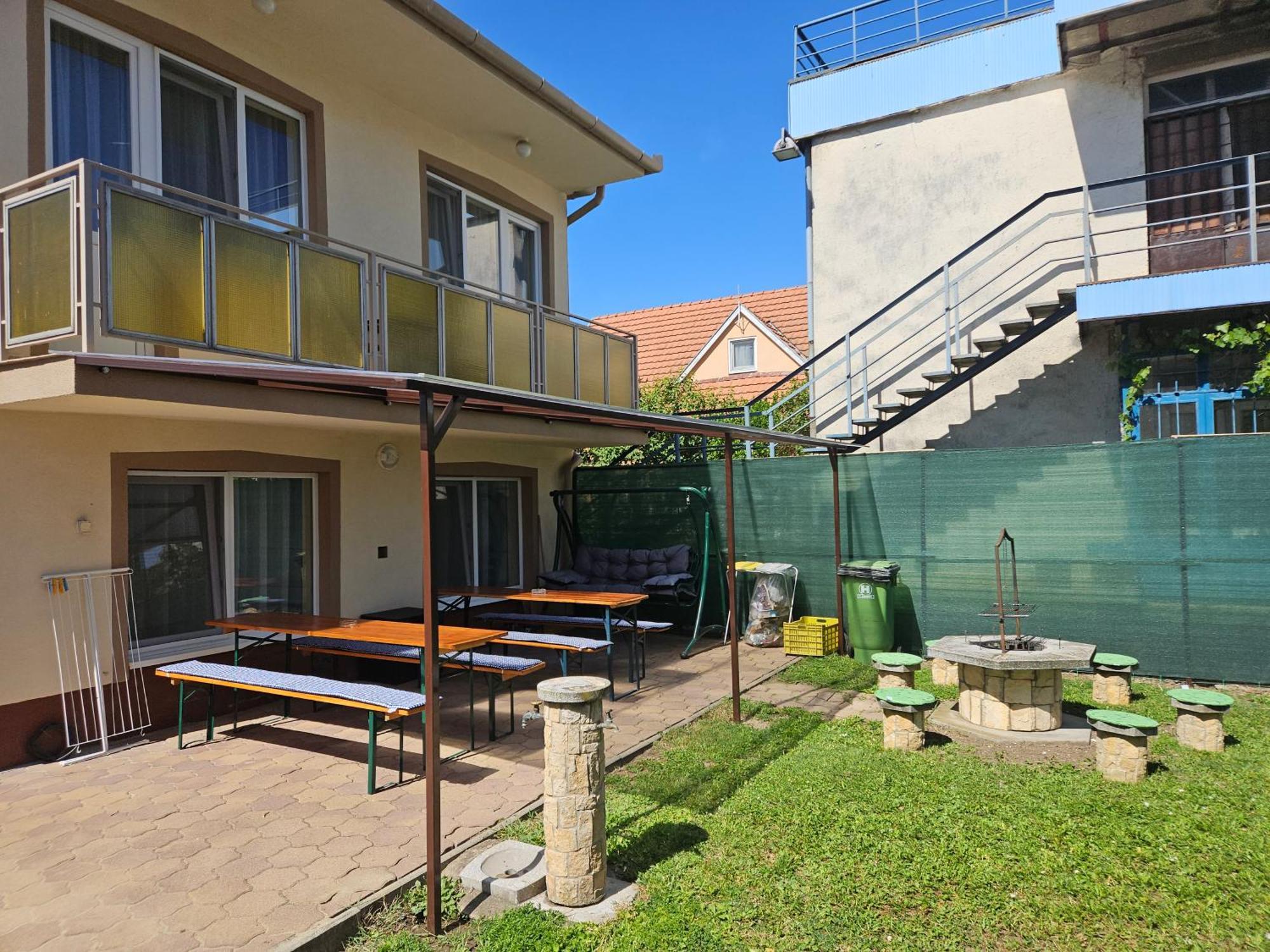 Ada 2 Apartmanhaz Hajdúszoboszló Eksteriør bilde